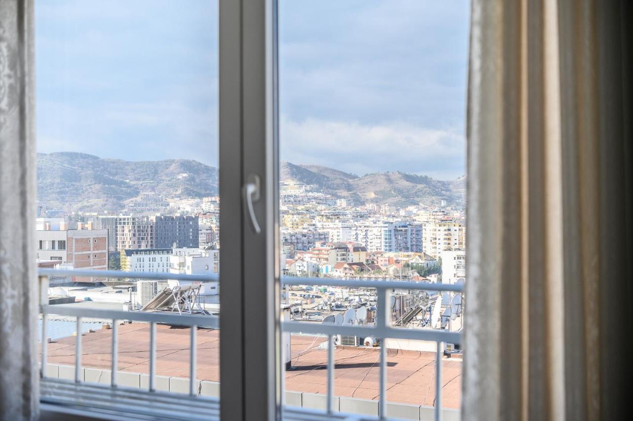 Miku Apartments-Luxury City View At Wilson Square Tirana Exterior photo